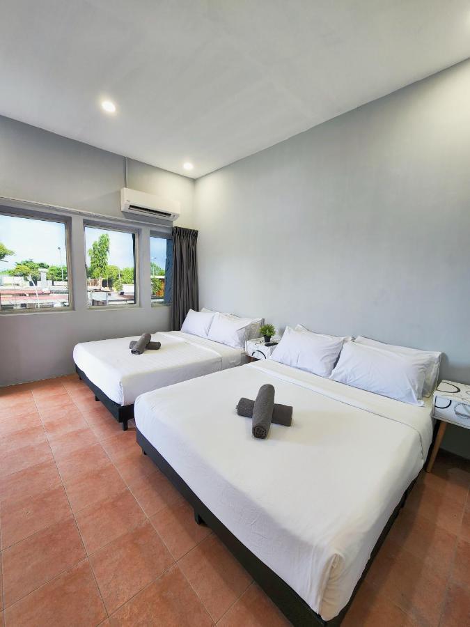 Gurney Coast Guest House By Sky Hive George Town Exteriér fotografie