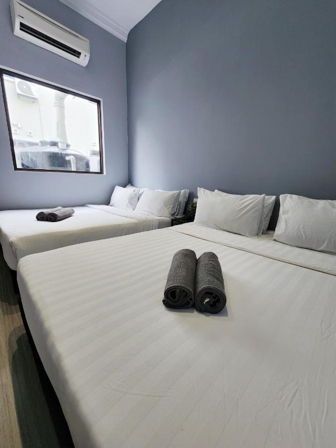Gurney Coast Guest House By Sky Hive George Town Exteriér fotografie